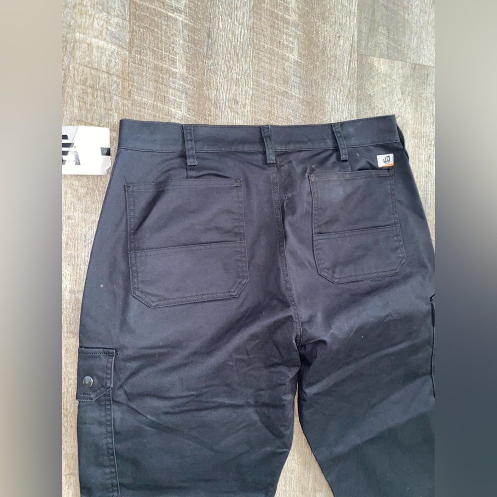 Duluth Trading Co Men's 40 Grit Flex Twill Standard Fit Cargo Pants (36 x 30) - Picture 11 of 11
